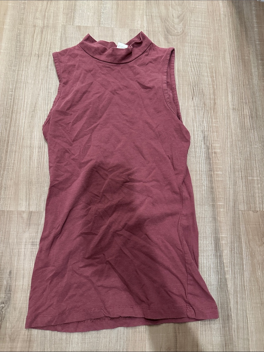 Bozzolo Sleeveless Mock Neck Tank - Wine